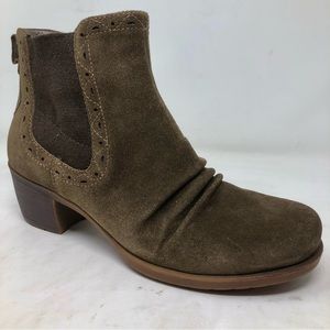 New Earth Denali Aspect Suede Ruched Ankle Boots